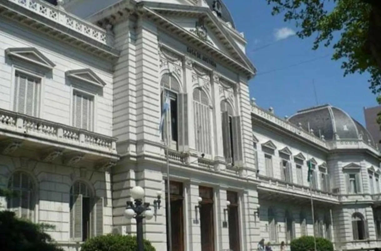 12-10-26 esteban TRIBUNALES TRABAJO_16_11zon