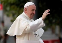 El Rotary Club de Mercedes rindió homenaje al Papa Francisco