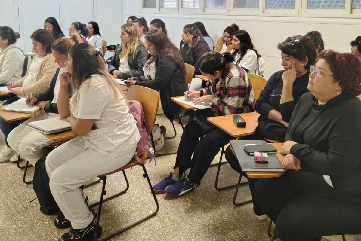 15-09-25 esteban HOSPITAL CAPACITACION_32_11zon