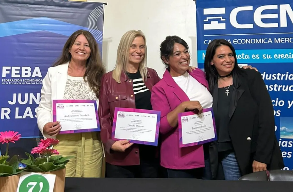 27-10-25 MUJERES CEM_25_11zon