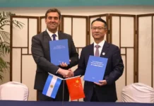 Intendente vecino viajó a China