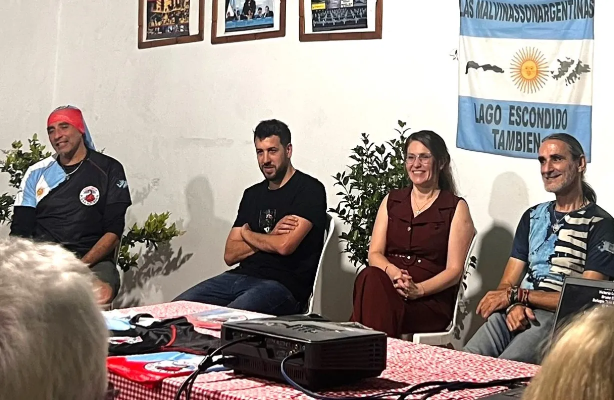 17-11-25 BREVES POLITICAS 3_33_11zon