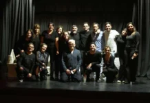 Excelente presentación del Taller Teatral 2025 de Jorge Naipauer en el Talía