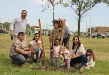 En barrio Favaloro se construyó un nuevo “Bosque de los Mil Días”