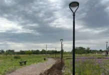 La Plaza Santa Rosa se ilumina