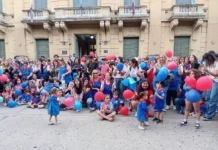 Padres denuncian la «destrucción» del sistema maternal municipal y exigen revertir el cierre de salas.