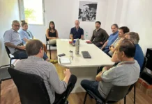 Encuentro con estaciones de servicio por la ordenanza del casco y la venta de combustible