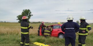 Choque y despiste en Ruta 5: Intento de sobrepaso termina en la banquina