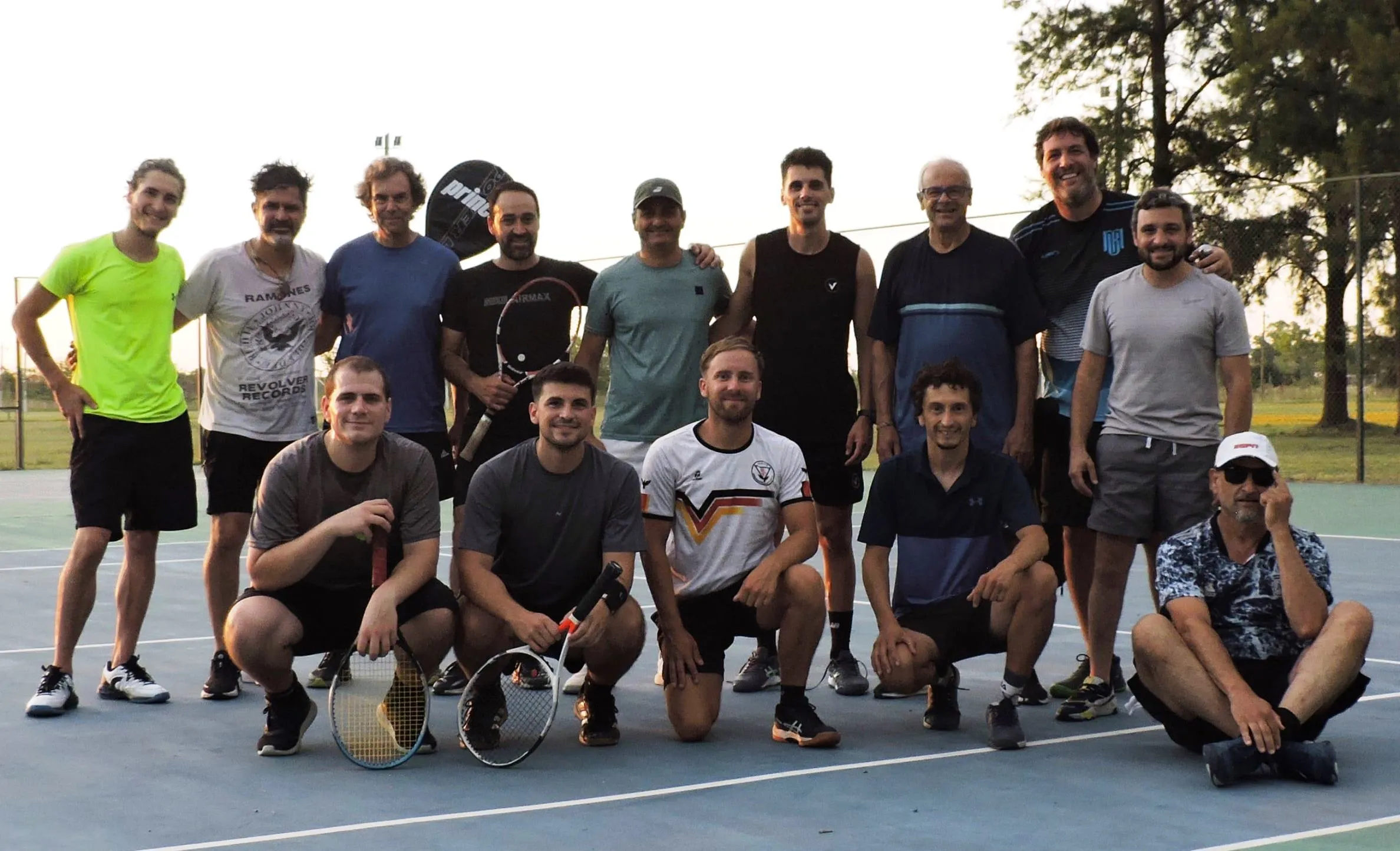 22-12-25 deportes TENIS MUNI CIERRE 2025-VARONES_25_11zon