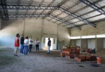 Retoman obras de construcción del SUM de la Secundaria 1