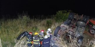 Tragedia en el acceso a General Rivas: Fallece un camionero de Suipacha tras un vuelco fatal