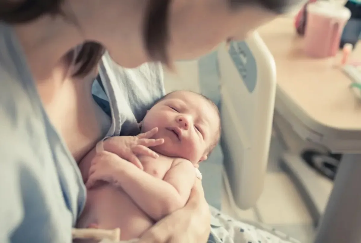 NACIMENTOS CRISIS2_15_11zon