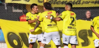 Ganó Flandria y López festejó