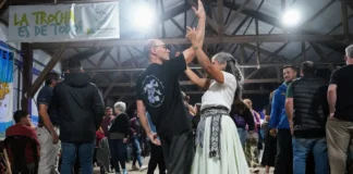 Vigilia de Malvinas en La Trocha