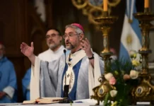 El arzobispo definió a Francisco como “un profeta para nuestros días”