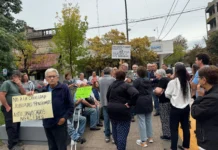 Jubilados se movilizaron por la situación prestacional del PAMI