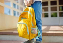 Fuerte impacto de las posturas de niños en edad escolar en afecciones de columna