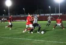Noche sin sumar para Club Mercedes ante Defensores de Cambaceres