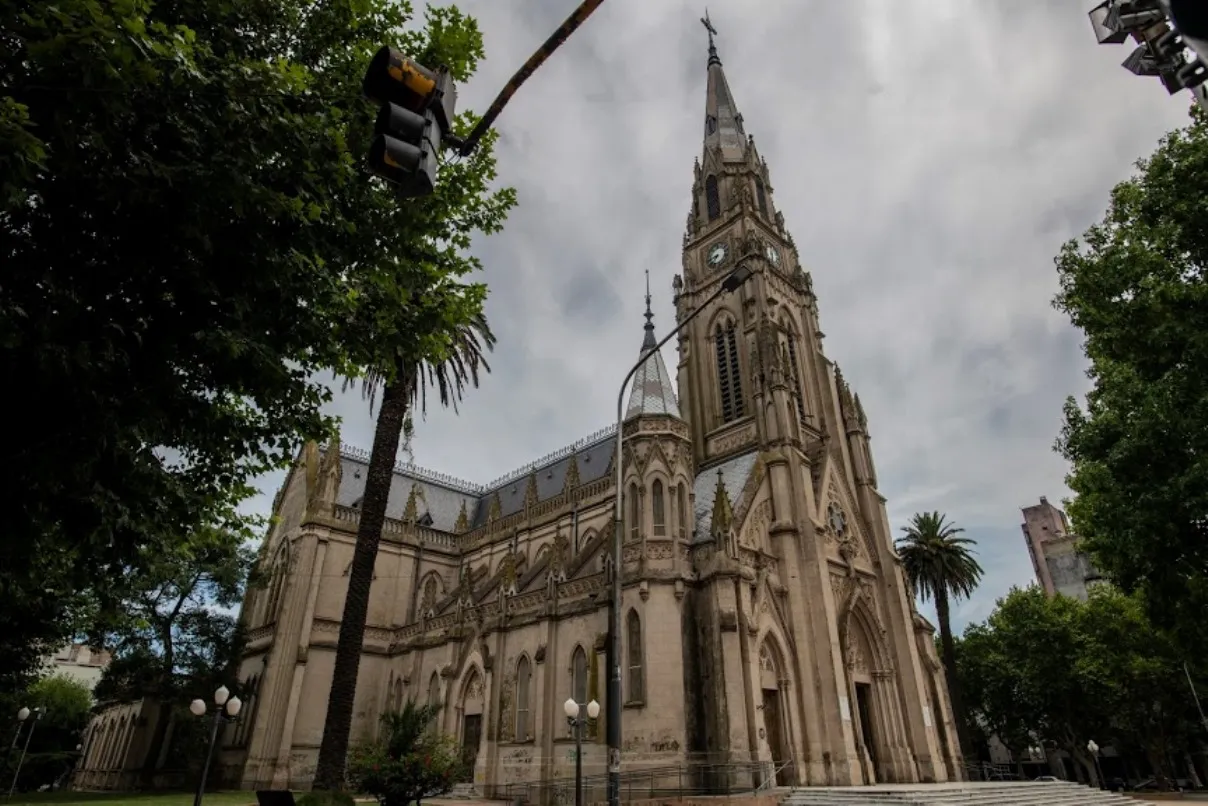 08-06-26 CATEDRAL TECHO_3_11zon