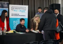 Más de 100 familias firmaron escrituras y consolidan el derecho a la casa propia