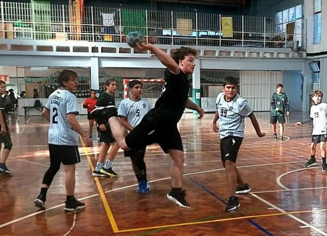 22-06-26 deportes HANDBALL_22_11zon