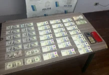 Detienen a una pareja por estafa a comerciantes con dólares y pesos falsos