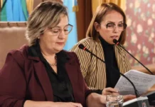 Emotivo homenaje a Juan Navarro y Esteban Buzzalino en la sesión del Concejo