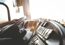 Los choferes de Mercedes ya pueden acceder a la licencia nacional profesional con vigencia de cinco años