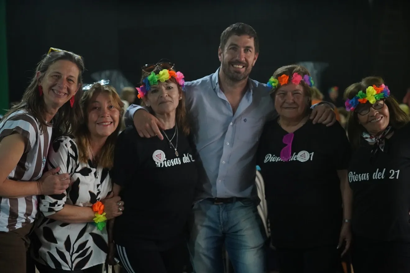 28-09-26 JUBILADOS MUNI_11_11zon