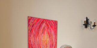 «Materia Sensible»: el universo intuitivo y textural de Deby Ruiz Cristobo desembarcó en el Colegio de Escribanos